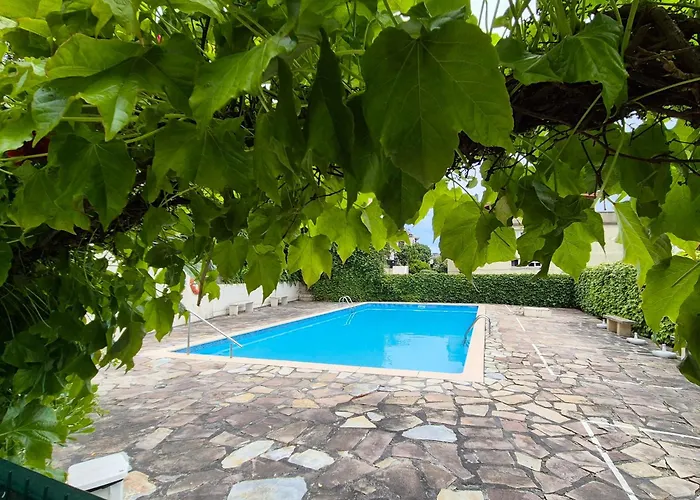 Urbanizacion Delfines