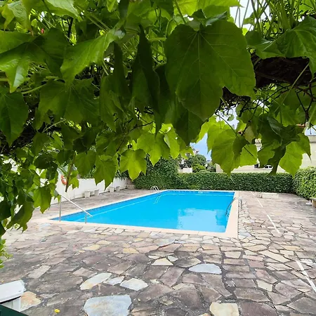 Urbanizacion Delfines